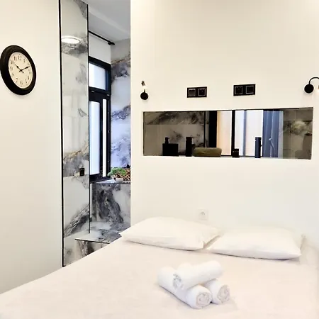 Apartment Lumineux - Climatise - *